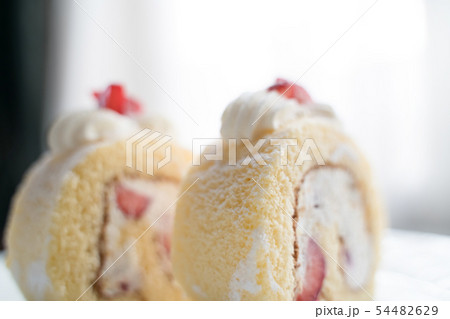 ロールケーキ ロールケーキ 54482629
