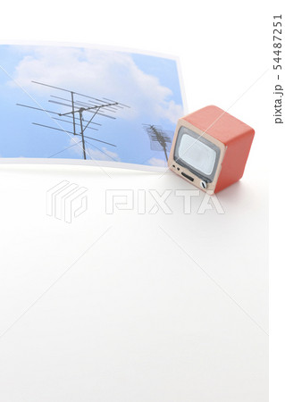 テレビとアンテナ 54487251