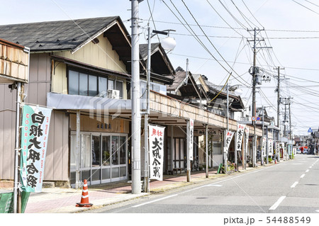 新潟市旧白根の町屋と雁木の街並み 54488549