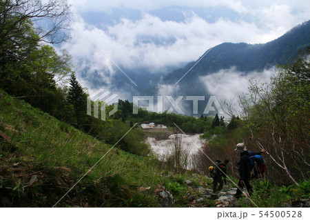 南アルプス 白峰三山テント縦走 白根御池から北岳への登り 南アルプス 白峰三山テント縦走 白根御池から北岳への登り 54500528