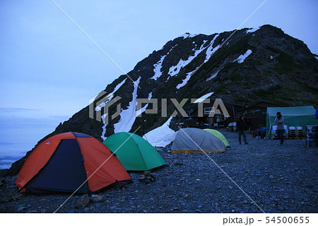 南アルプス 白峰三山テント縦走 北岳肩ノ小屋テント場と北岳山頂 南アルプス 白峰三山テント縦走 北岳肩ノ小屋テント場と北岳山頂 54500655