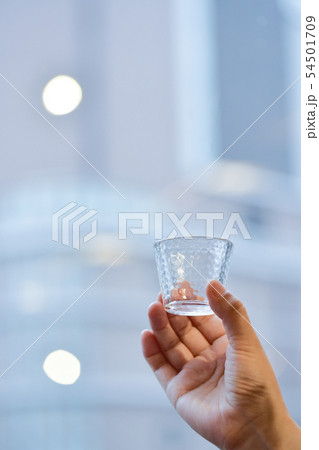 アフターファイブに乾杯 54501709