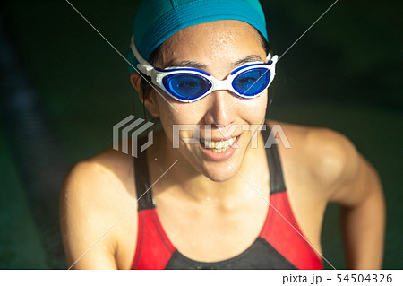 In the pool 54504326