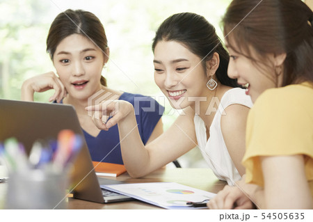 女性　ビジネス 54505635