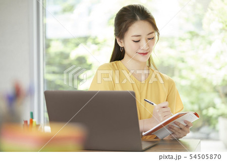 女性　ビジネス 54505870