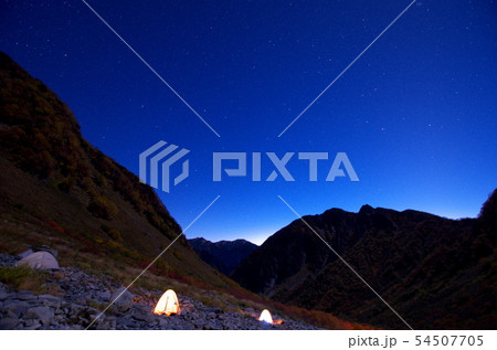 夜明け前の北斗七星/長野県上高地・涸沢カールテント場 夜明け前の北斗七星/長野県上高地・涸沢カールテント場 54507705