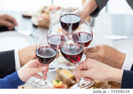 パーティー　乾杯 54508226