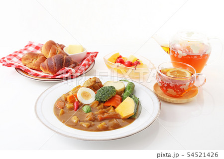 美味しそうなカレーとパン 美味しそうなカレーとパン 54521426
