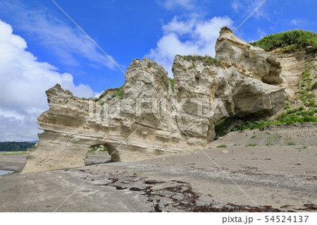 くぐり岩・乙部町 54524137