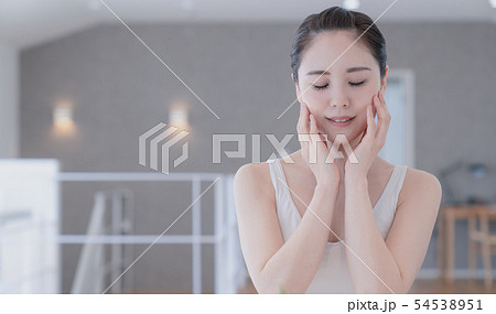 スキンケアイメージ 54538951