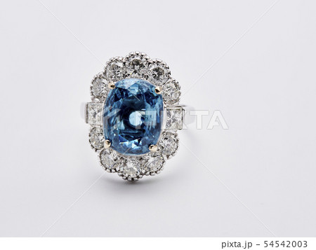 Jewelry diamond rings and necklaces show in luxury Jewelry diamond rings and necklaces show in luxury 54542003