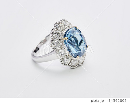 Jewelry diamond rings and necklaces show in luxury Jewelry diamond rings and necklaces show in luxury 54542005