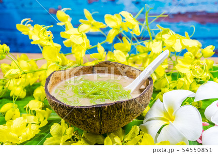 traditional thai dessert (Lot Chong) traditional thai dessert (Lot Chong) 54550851