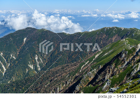 木曽駒ヶ岳から見た茶臼山と将棊頭 木曽駒ヶ岳から見た茶臼山と将棊頭 54552301