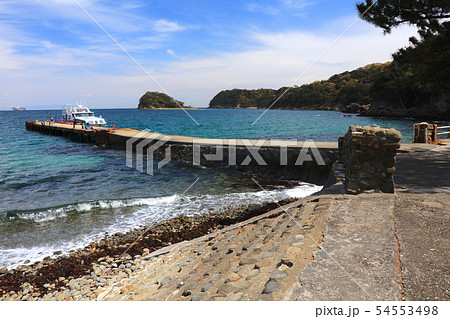 紀淡海峡に浮かぶ無人島、友ヶ島の野奈浦桟橋（のなうらさんばし）と友ヶ島汽船 54553498