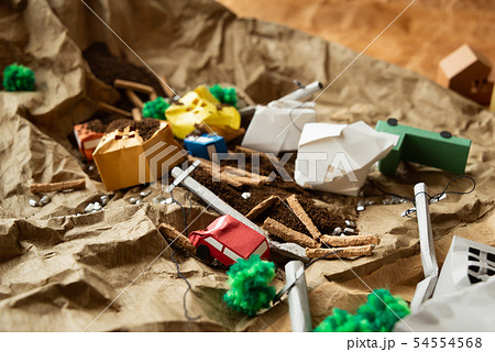 土砂災害　土砂崩れ　斜面崩壊　地すべり　がけ崩れ　土石流　自然災害　天災　復興 54554568