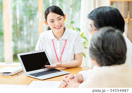 シニアの夫婦（相談） 54554987