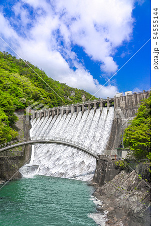 日本ダムアワード放流賞受賞!日本一美しい千苅ダム(兵庫県神戸市北区道場町)※作品コメント欄に撮影位置 日本ダムアワード放流賞受賞!日本一美しい千苅ダム(兵庫県神戸市北区道場町)※作品コメント欄に撮影位置 54555144