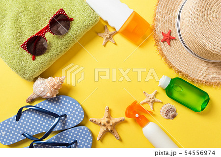 Summer vacation background with copy space. Flat 54556974