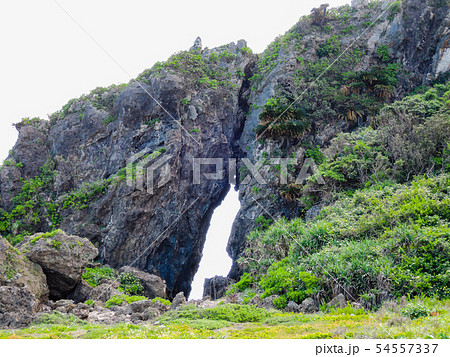 久米島のパワースポット「ミーフガー」　久米島（沖縄県）の観光名所や絶景ポイント 54557337