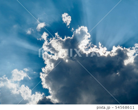 光 空 雲 54568611