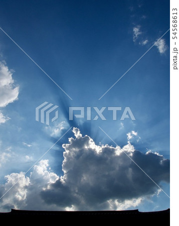 光 空 雲 54568613