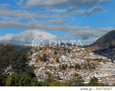 エクアドル共和国キト市旧市街 エクアドル共和国キト市旧市街 54570567