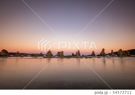 和歌山県 橋杭岩 夕景 54572711