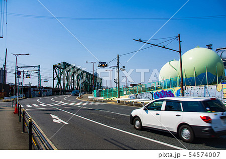 大阪市大正区から西区・岩崎橋と岩崎運河橋梁とガスタンク 大阪市大正区から西区・岩崎橋と岩崎運河橋梁とガスタンク 54574007