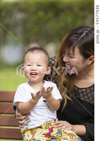 母と子 54577686
