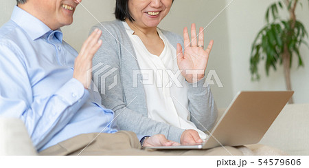 ミドルシニア　夫婦 54579606