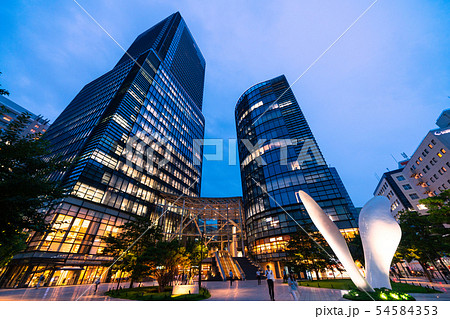 日本の東京都市景観  ワテラスなどを望む（夜景） 54584353