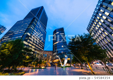 日本の東京都市景観  ワテラスなどを望む（夜景） 54584354