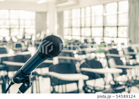 Microphone voice speaker in school lecture hall Microphone voice speaker in school lecture hall 54589124