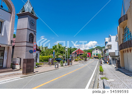 山梨県北杜市　清里駅前の町並み 54599593
