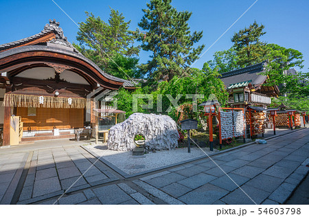 京都　安井金比羅宮（やすいこんぴらぐう）　 54603798