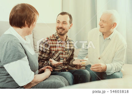 Grandparents and grandson talk Grandparents and grandson talk 54603818