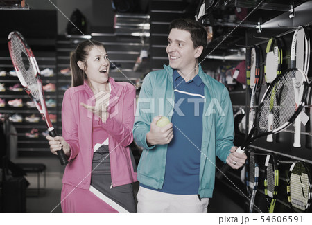 friends choose rackets for tennis friends choose rackets for tennis 54606591