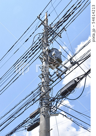 電柱と電気設備 電柱と電気設備 54614213