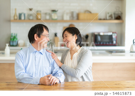 ミドルシニア 夫婦 ミドルシニア 夫婦 54615873