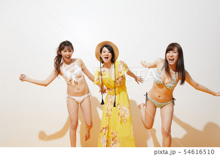 サマーリゾート 夏 女の子 モデル ポートレート サマーリゾート 夏 女の子 モデル ポートレート 54616510