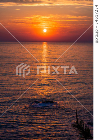 (石川県)能登金剛の夕陽 (石川県)能登金剛の夕陽 54617254