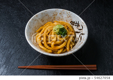 手打ちうどん Japanese noodle dishes Hand-made thick udon 手打ちうどん Japanese noodle dishes Hand-made thick udon 54627058
