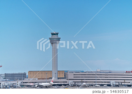 羽田空港 管制塔の写真素材