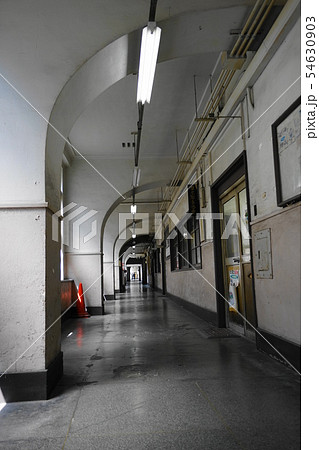 今はない築地市場11昭和ﾚﾄﾛな建物･管理棟 54630903