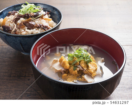 いちご煮とホタルイカの炊き込みご飯 54631297