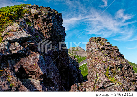 抜戸岩と北アルプス・笠ヶ岳山頂 抜戸岩と北アルプス・笠ヶ岳山頂 54632112