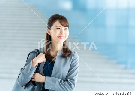 ビジネスウーマン ビジネスイメージ 女性社員 ビジネスウーマン ビジネスイメージ 女性社員 54633534