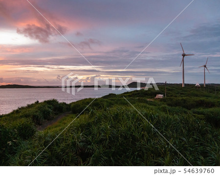 沖縄県 宮古島 西平安名崎 朝焼け 沖縄県 宮古島 西平安名崎 朝焼け 54639760