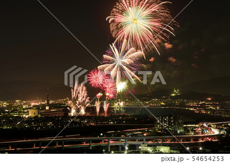 男山展望台から望む京都芸術花火 54654253